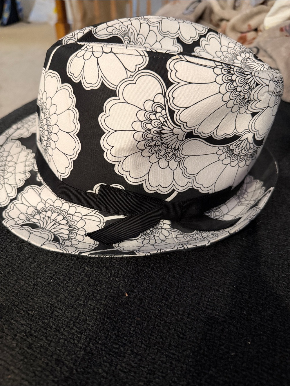 kate spade Black & White Floral Fedora with Ribbon Band